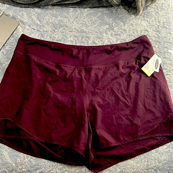 Pants - Old Navy Active shorts